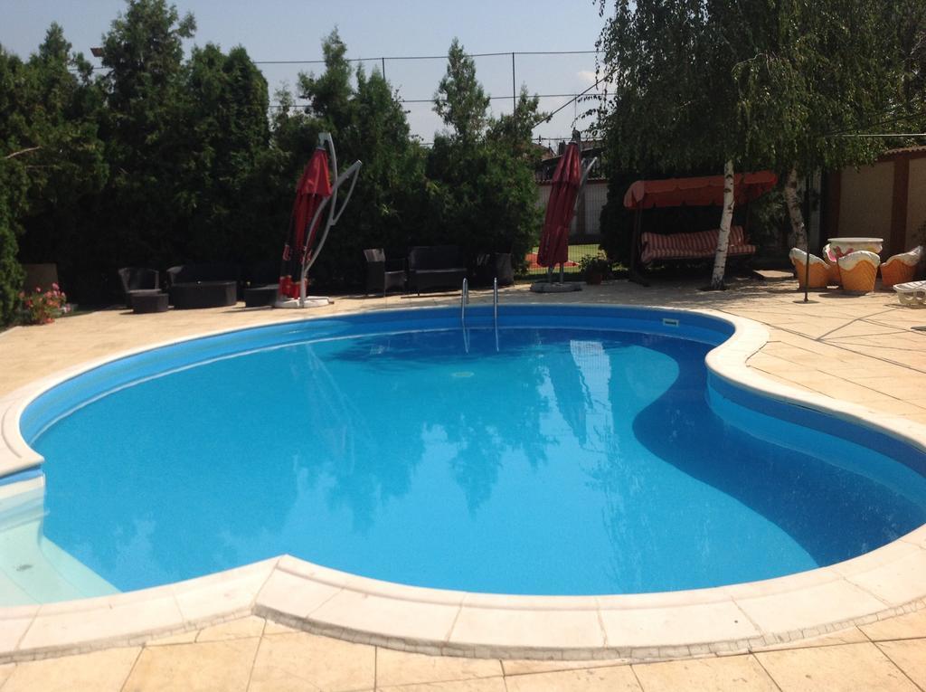 Vila Royal Urziceni Exterior photo